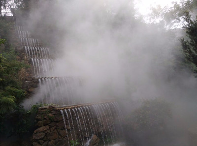 湖南草字頭生態(tài)環(huán)境建設(shè)有限公司,人造草坪假草皮,湖南雨水收集處理工藝